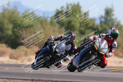 media/Nov-06-2022-SoCal Trackdays (Sun) [[208d2ccc26]]/Turn 7 Set 2 (1050am)/